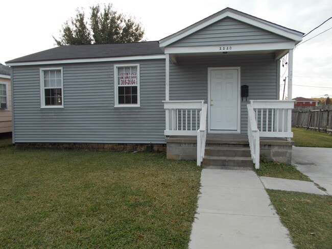 Photo - 2220 Hero Dr