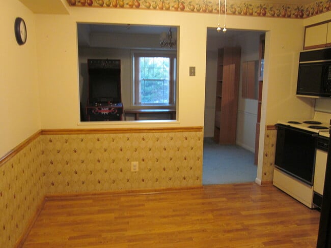 Photo - Charming 2 Bedroom/ 2 Bathroom Apartment in Mays Chapel, MD!