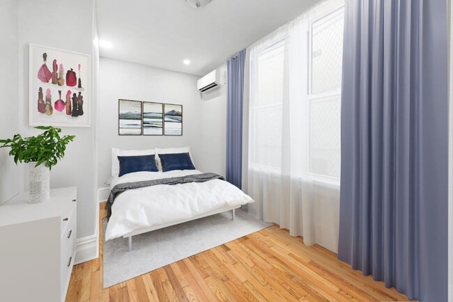 Photo - Newly Renovated 3 Bedroom with Washer /Dryer & Private yard