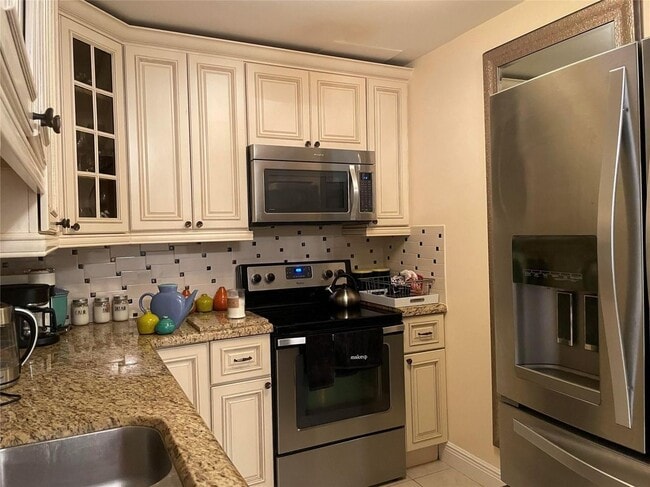 Photo - 6407 Bay Club Dr Unidad Apartment 1