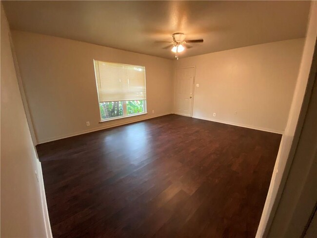 Photo - 1918 Hearthstone Dr Townhome