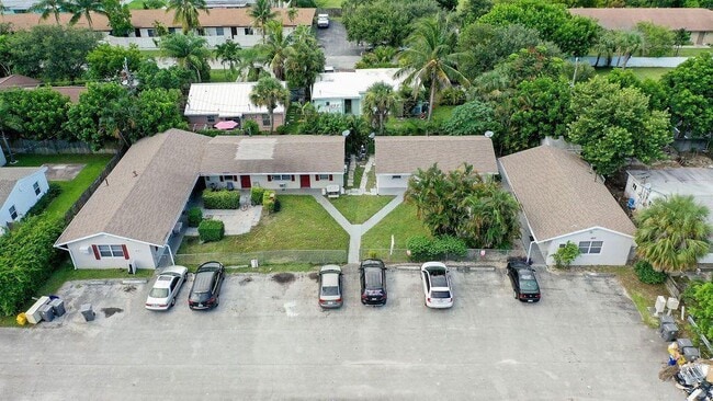 Photo - 1883 Smith Dr Unit 2