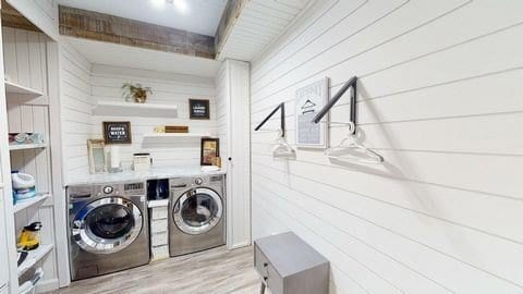 Photo - 3843 Barrington St Unidad 5-15