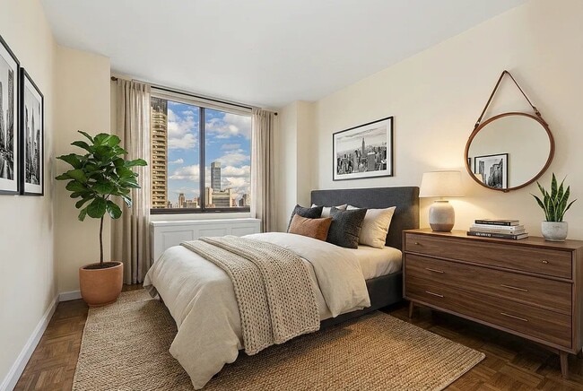 Photo - 245 E 44th St Unidad 10A