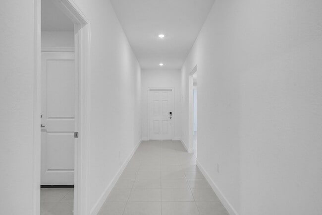 Photo - 6394 Windwood Wy