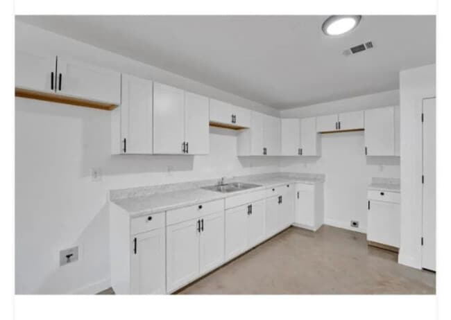 Photo - 801 Goodwyn St