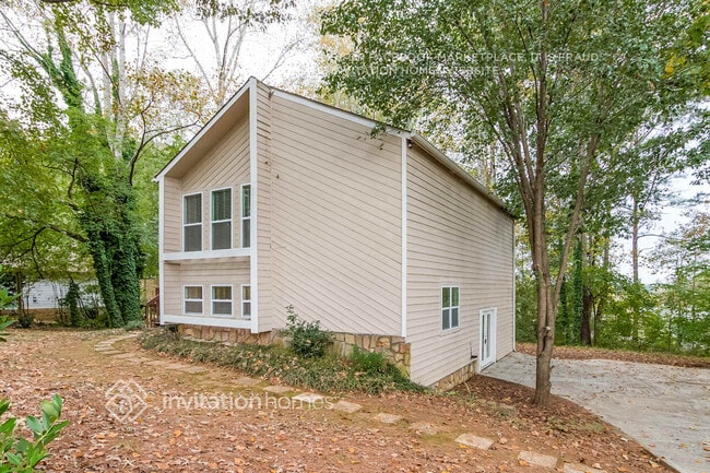 Photo - 183 W Putnam Ferry Rd