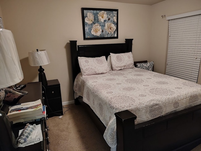 Photo - 829 Blue Hill Ln
