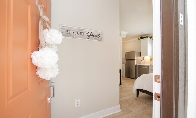 Photo - 3537 Mount Pleasant St