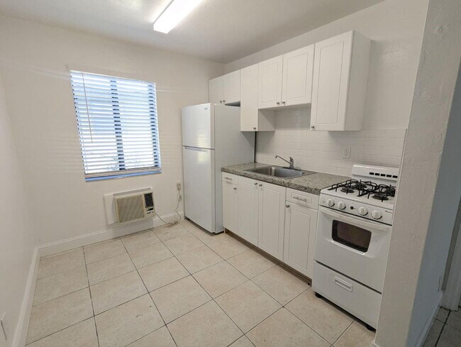 Photo - 2238 Fillmore St Unit 5