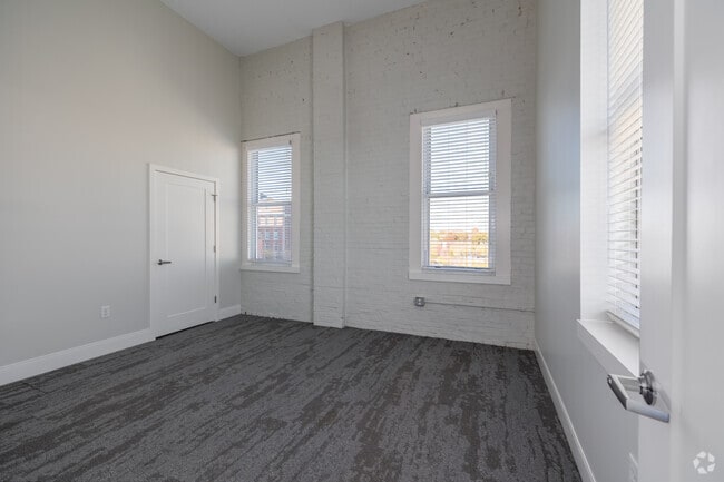 Commissioners B3 - Bedroom 1