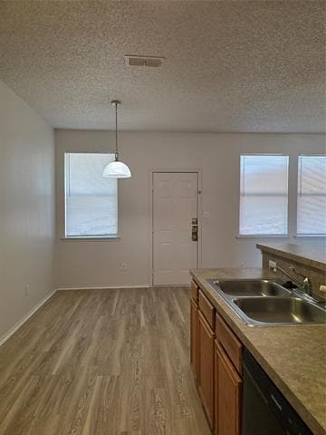 Photo - 4758 Marina Del Rd