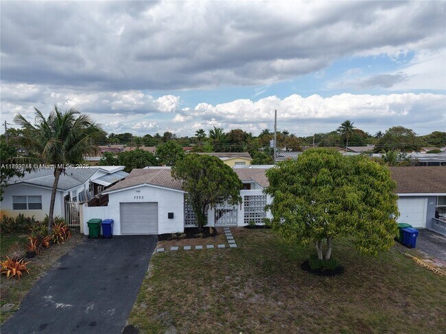 Photo - 7773 Coral Blvd