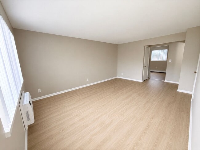 Photo - 2860 Taft Ave SW Unit Apt 11