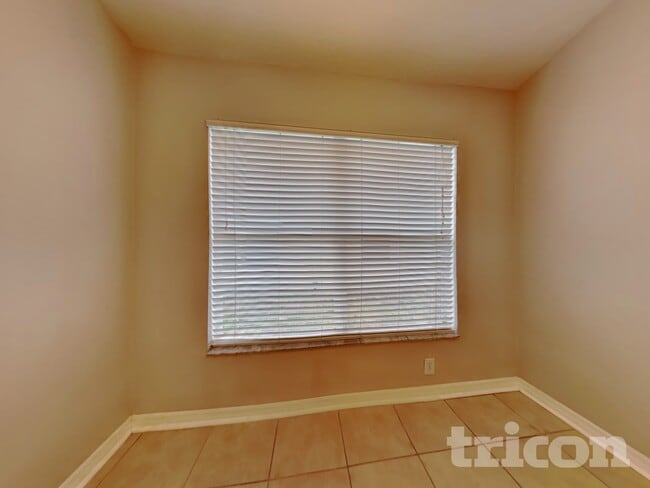 Photo - 6816 Monarch Park Dr
