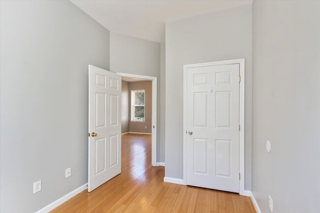 Building Photo - 1716 N 18th St Unit 2 Rental