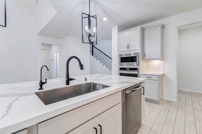 Photo - 30711 Thicket Ct