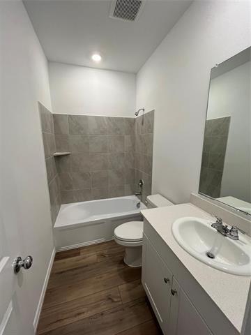 Photo - 1520 Van Gogh Dr