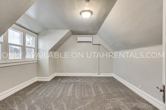 3162 Adams Ave Unidad North