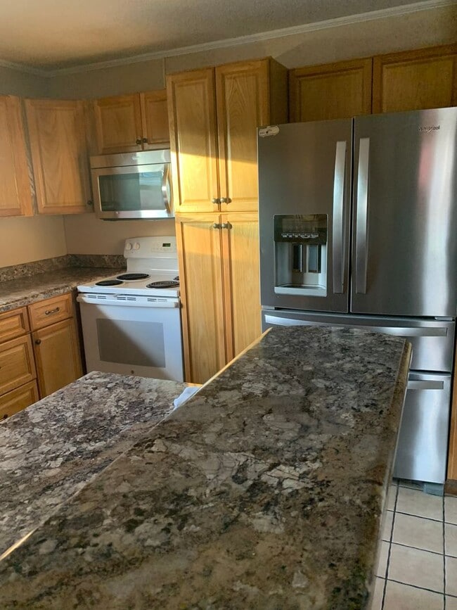 Photo - 3 Bedroom / 1.5 Bath One level Home  Gray TN 37615