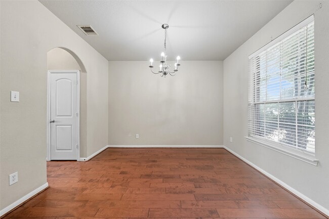 Photo - 2551 Marquette Trail