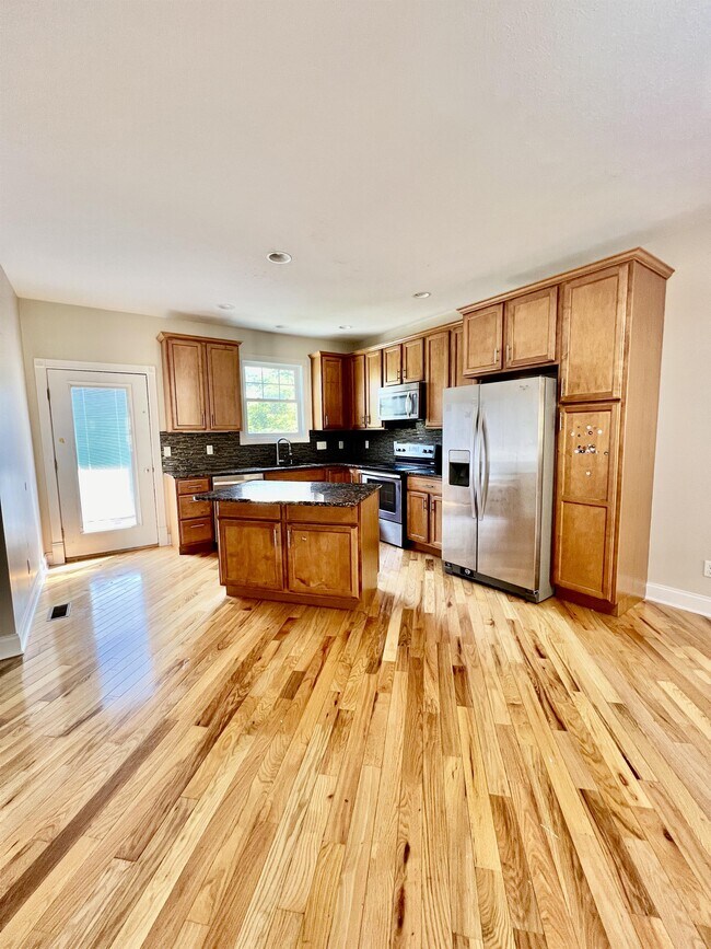 Photo - 40 Brownstone Dr