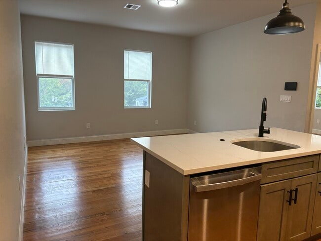 Photo - 149 Crescent St Unit 302