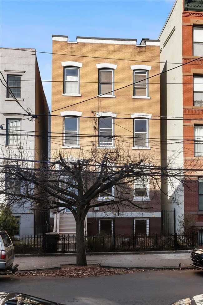 Photo - 308 2nd St Unit 2