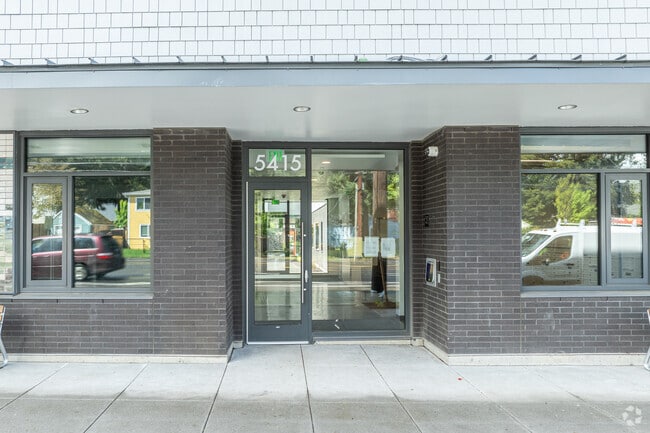 Building Photo - Powellhurst Place Rental