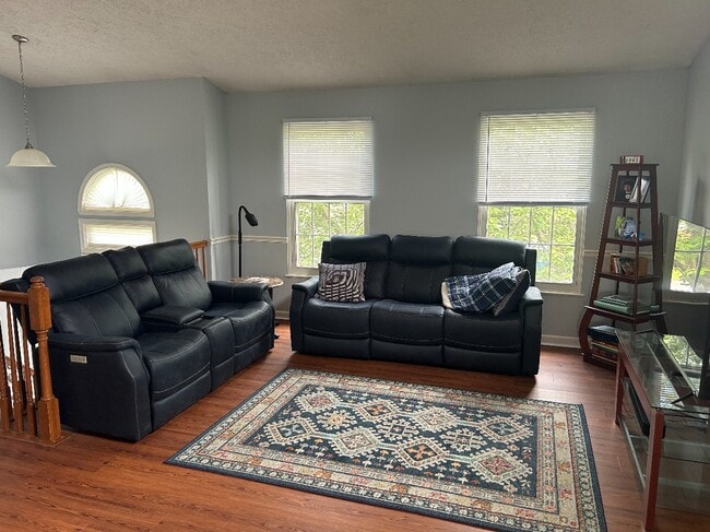 Photo - 10725 Timothy Dr