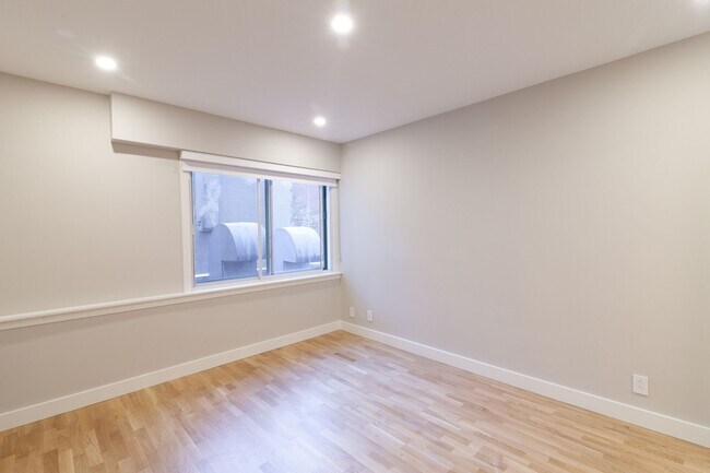 Photo - 3455 Rue Aylmer Unit 203