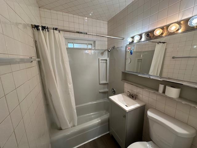 Photo - 18214 Oak St