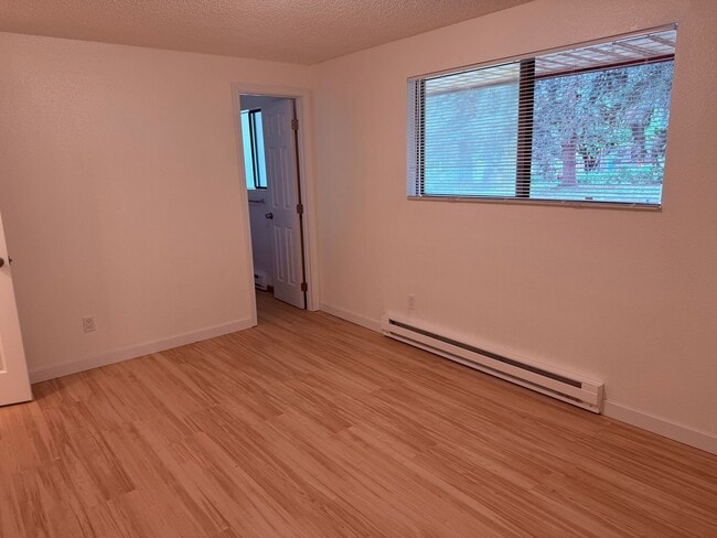 Photo - 3 bedroom 2 Bath All New and Upgraded Easy Access to Shops & Frwy $2900 a Month.
