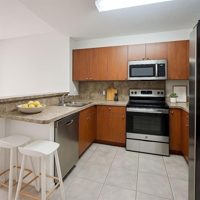 Building Photo - 4906 Schooner Dr Unit 5302