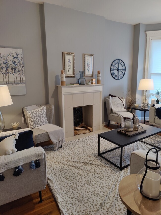 Photo - 4243 S Calumet Ave Unit 2