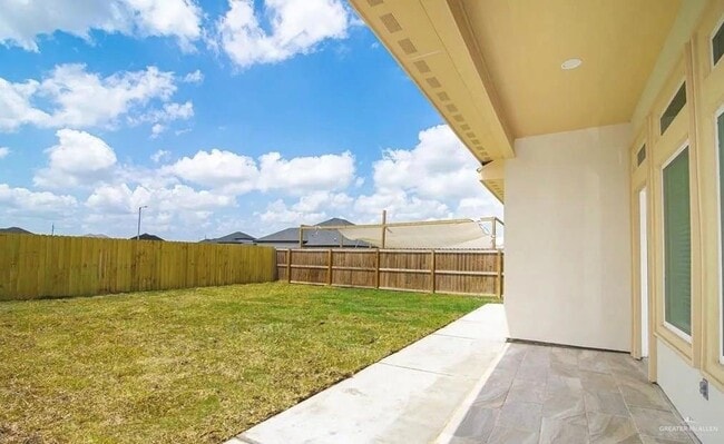 Photo - 20 Barbwire Ln