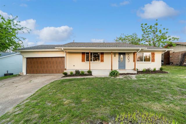 Photo - 503 Rogers Way