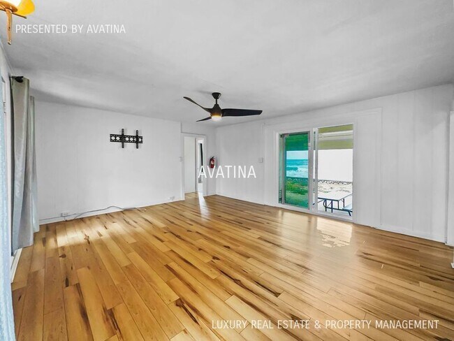 Photo - Video! Wow - Oceanfront Beach Bungalow!