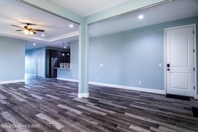 Photo - 2106 Madden Ave