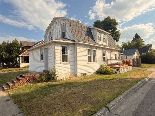 Photo - 340 6th St Unit 340 6th Street - Lower