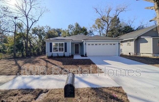 Building Photo - 2890 Fitzgerald St