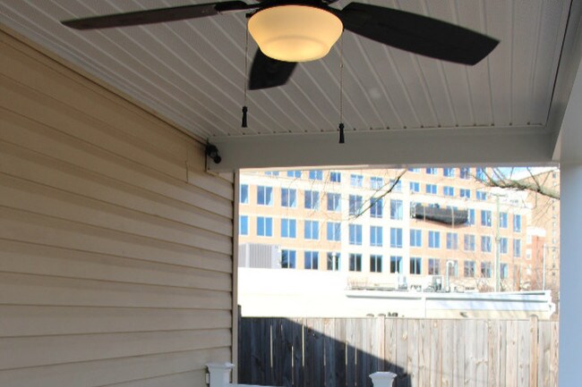 Photo - 702 N Piedmont St