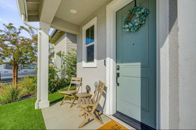 Photo - 1030 W Prescott Ave