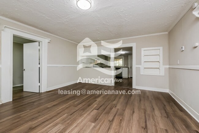 Photo - 1411 Juniper St