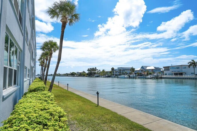 Photo - 5555 Gulf Blvd Unit 107