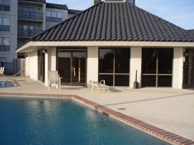 Photo - Downtown, gated complex, pool & rec center...