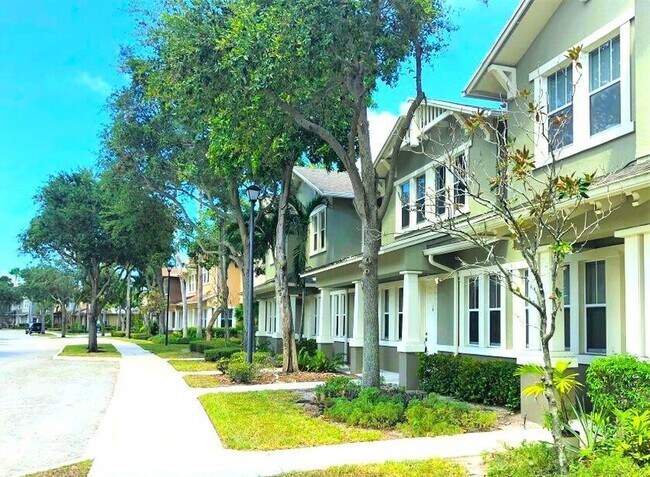 Photo - 499 Corte Madera Ln