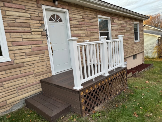 Building Photo - 6289 Marsh Rd