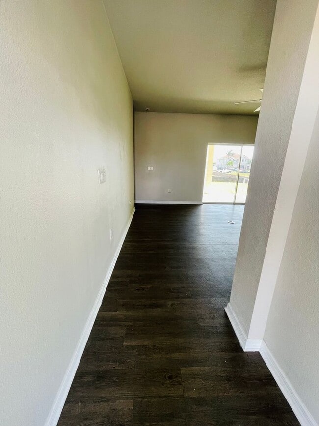Photo - 1700 NW 6th St