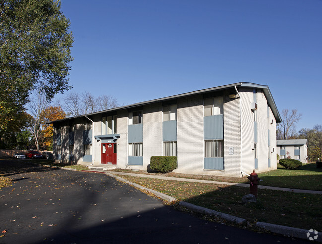 Woodcreek Apartments - Woodcreek Apartments